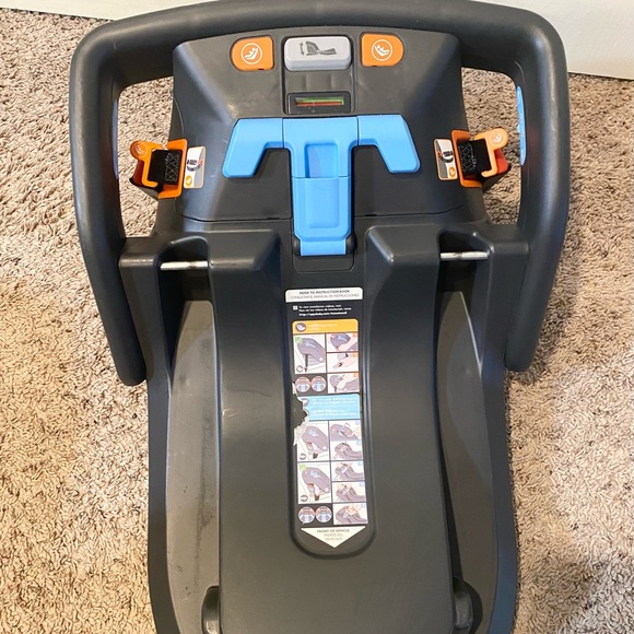 SOLD Uppababy Mesa Infant Car Seat Bryce - Picture 7 of 13